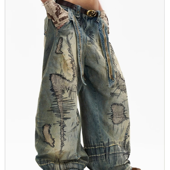 Τζιν με σκισίματα και κέντημα, χαλαρή φαρδιά γραμμή, μεσαία ανάγκη, κουμπί κλείσιμο (βαμβακό μίγμα ύφασμα)