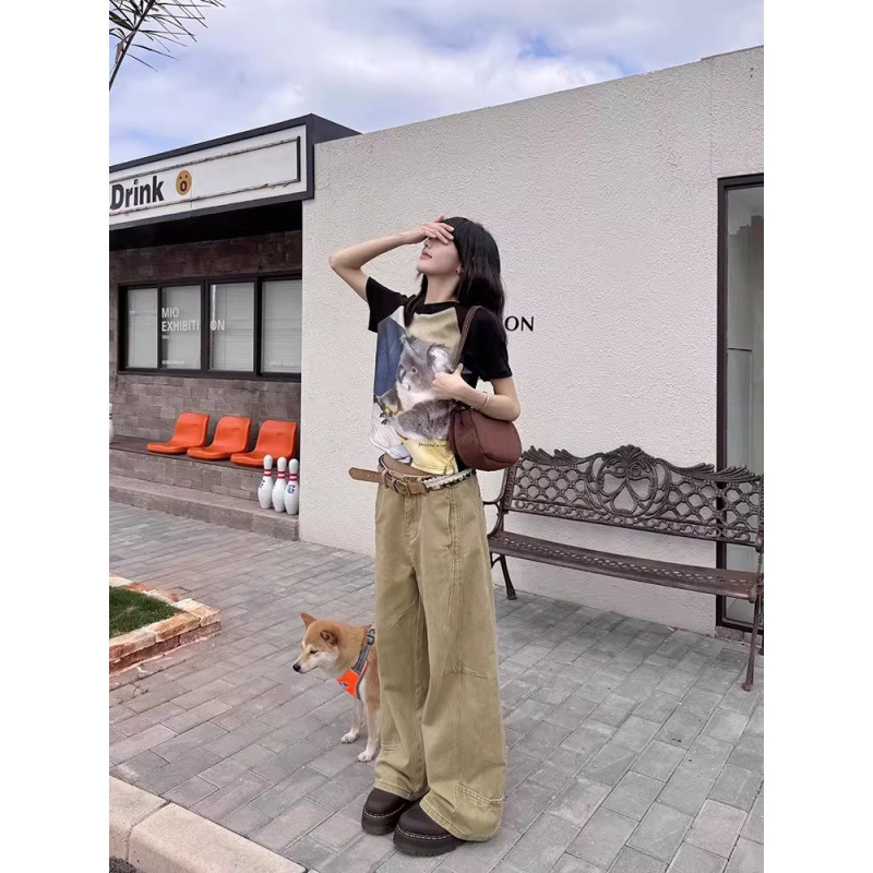 Blugi, croială dreaptă cu picioare largi, talie înaltă, amestec bumbac-poliester 50-70% bumbac, toamnă 2025