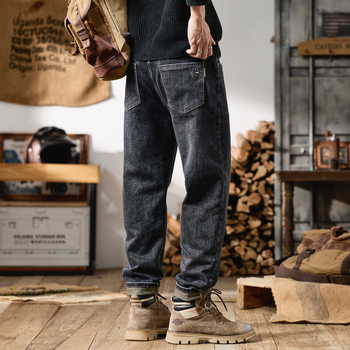 Τζιν: βιντάζ στυλ, άνετη γραμμή, μεσαία μέση, φερμουάρ (85% βαμβάκι, 13% πολυεστέρα, 2% ελαστάν; στενότερο παντελόνι)