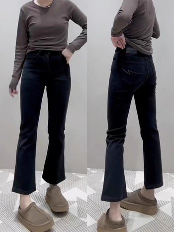 Jeans femei talie înaltă, croi drept cu micro-flare, denim cu 50–70% bumbac, micro-elasticitate, închidere fermoar