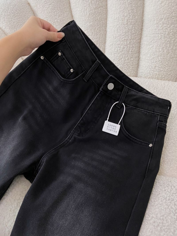 Dámske denim džínsy s vysokým pásom a širokými nohami, hrubšia látka, polyester 30–50%, jeseň 2025
