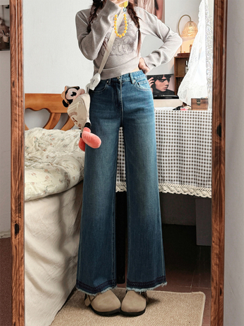 Jeansi talie înaltă, croială dreaptă, lungime 9/10, denim din bumbac elastan