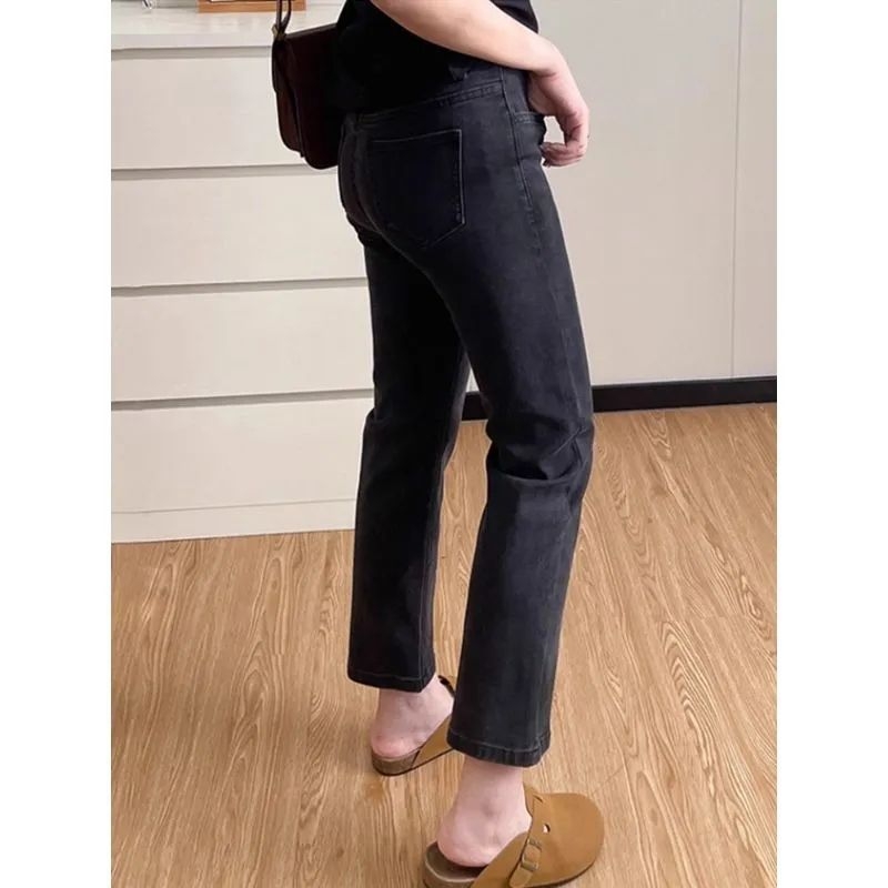 Ženske hlače od denima s visokim strukom, ravna silueta, duljina devet bodova, denim 50–70% pamuka