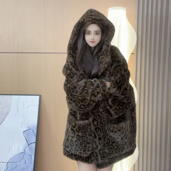 Kaput s leopardovim uzorkom od umjetnog krzna, ultra kratka duljina, veliki ovratnik, topao i stiliziran