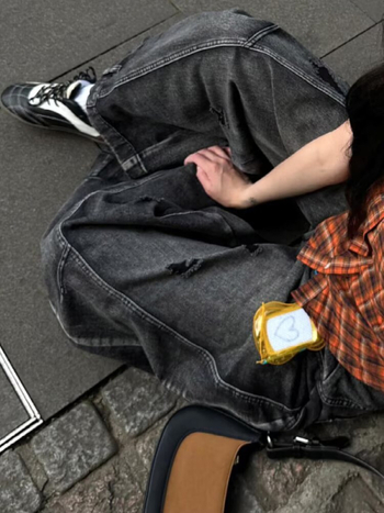 Dámske džínsy z denimu, rovné nohavice, stredná výška pásu, dĺžka po zem, bavlna/polyster, jar 2025