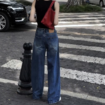 Džinsai moterims su plačiomis kojomis, aukštas juosmuo, tiesus kirpimas, panelių koliažo dizainas, ruduo 2025