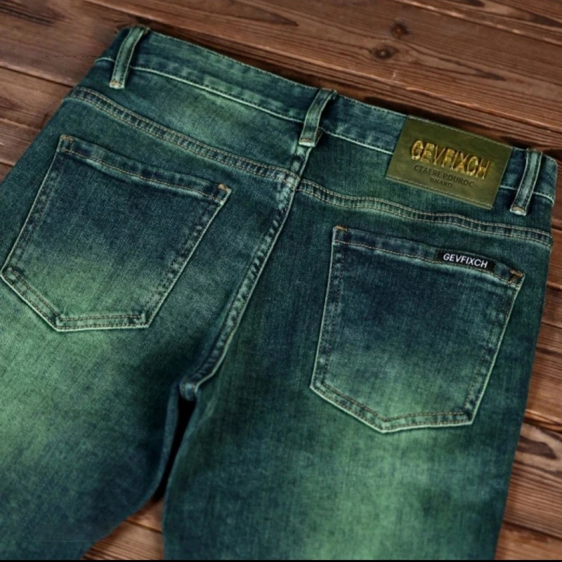 Vyr. džinsai Green Water Ghost, cropped, siauras kirpimas, vidutinio aukščio juosmuo, užtrauktukas, medvilnės pluošto mišinys (70% poliesterio)