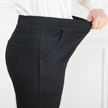 Džinsinės kelnės su aukšta juosta ir tiesiu kirpimu, 80–90% medvilnės, vidutinio svorio, 2024 m. pavasaris, kasdieninės kelnės