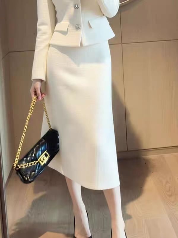 Костюм с пола и кардиган – елегантен делов стил, средна дължина на полата, спандекс плат, зимно издание 2025