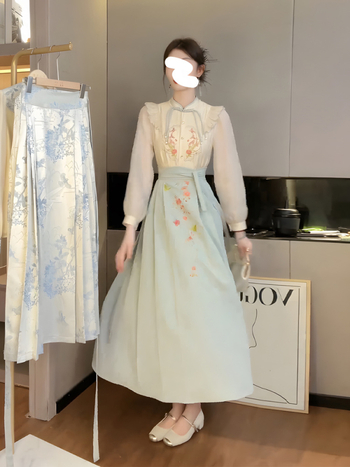 Suknjo-kostim, duga suknja, dugi rukavi, visoko temperaturno oblikovanje, poliesterska tkanina