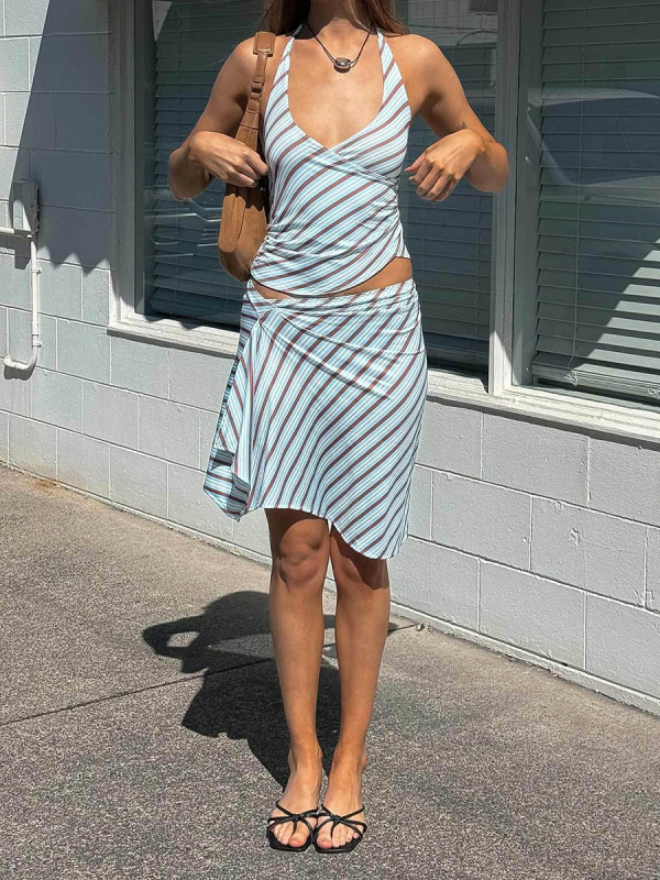 Женски костюм с пола в райета от млекосилк, състав: полиестер + спандекс, стил: елегантен за ежедневна употреба.