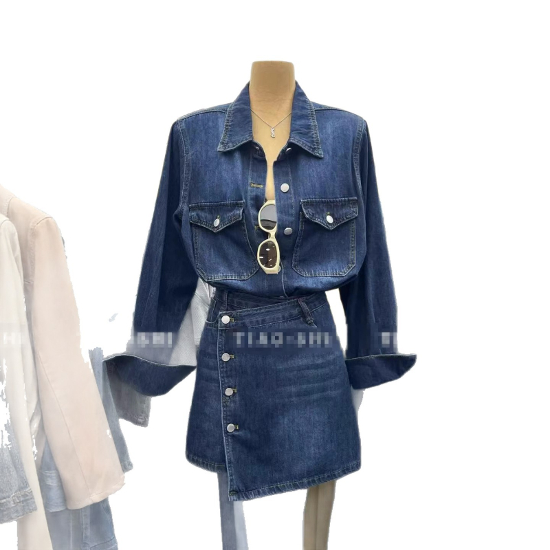 Džins jakna i suknja s visokim strukom — ljeto 2025, vitka silueta, gradski stil