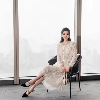 Čipkasti kardigan top i kostim sa suknjom, midi dužine, proljeće 2025, čipka, poliester, dugi rukavi