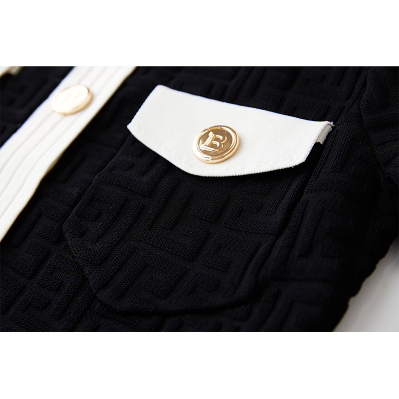 Дамски двукомпонентен плетен костюм: ръчно плетен, вискоза, геометричен модел, миди пола