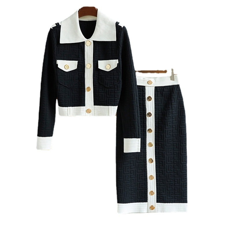 Дамски двукомпонентен плетен костюм: ръчно плетен, вискоза, геометричен модел, миди пола