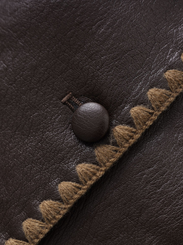 Costum feminin din două piese: vestă din piele PU crăpată și fustă, broderie, fără mâneci, amestec viscoză-poliester, iarna 2025