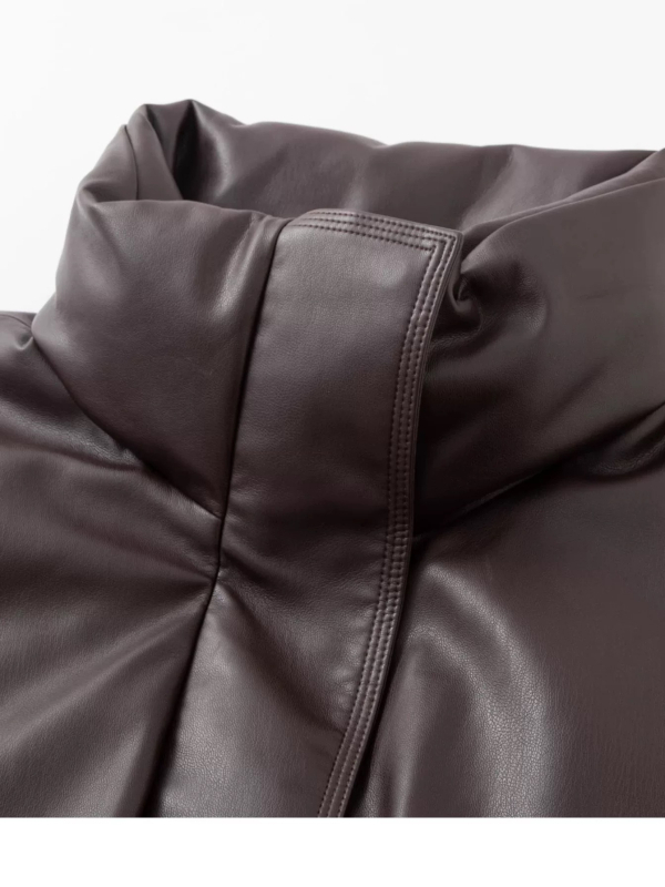Ženski down vest, PU vanjski dio, bijeli gusji per 86–90%, punjenje 51–100 g, stojeći ovratnik, bez rukava