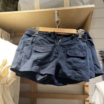 Ženski pamuk cargo šorc, višestruki džepovi, ravni kroj, duljina 3/4, 70-80% pamuka