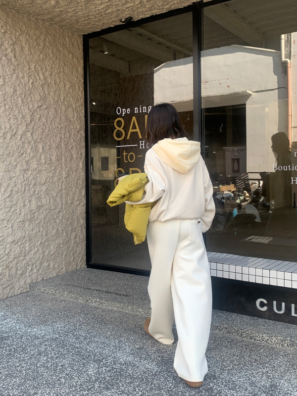 Ženske dugačke trening hlače s elastičnim pojasom, slobodnog kroja, casual japansko-korejski stil, mješavina pamuka i poliester (<30% pamuk, 30–50% poliester), Zima 2025