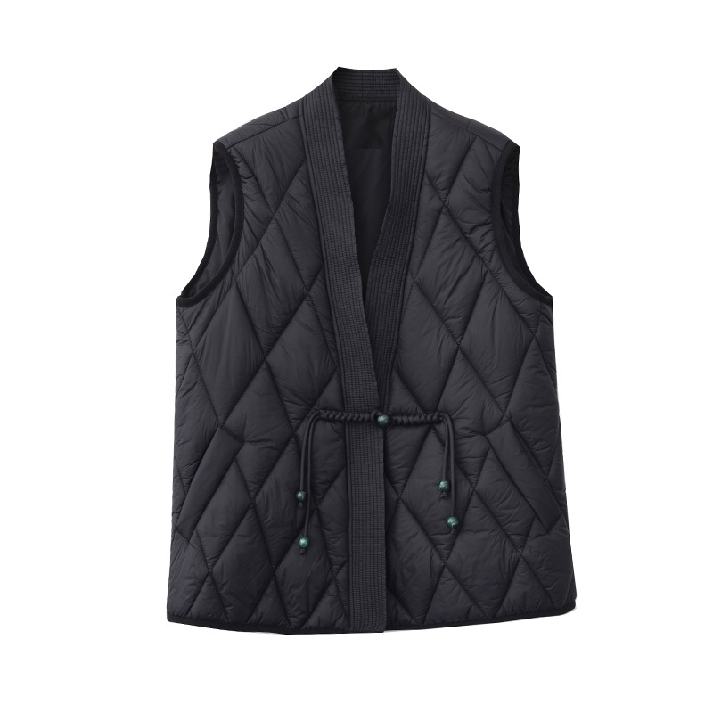 Pamut mellény V-nyakú, gyémánt háló mintás, töltet selyemhez hasonló szálakkal, poliészter szövet, szabad szabású