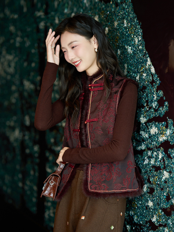Gilet od Silk Song Brocade sa stojećim ovratnikom, jacquard tkanina, podstava od imitacije svile i pamuka, tri gumba, kineski retro stil