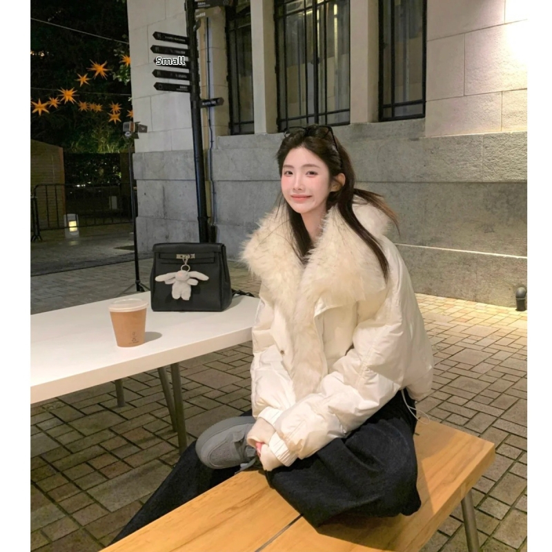 Női kapucnis vastag akril-gyapot mellény, ultra rövid hossz, elegáns ingázó stílus, 30–50% akril tartalom