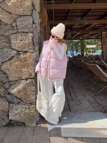 Női visszafordítható vastag poliészter mellény pamuttöltettel, aranyos stílus, laza illeszkedés, áll-nyak, téli 2025