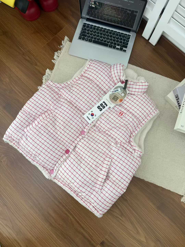 Női visszafordítható vastag poliészter mellény pamuttöltettel, aranyos stílus, laza illeszkedés, áll-nyak, téli 2025