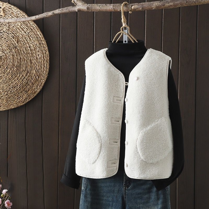 Vunena veste s V-izrezom, ultrakrata duljina, jedno dugme, rayon tkanina s vunenim punilom