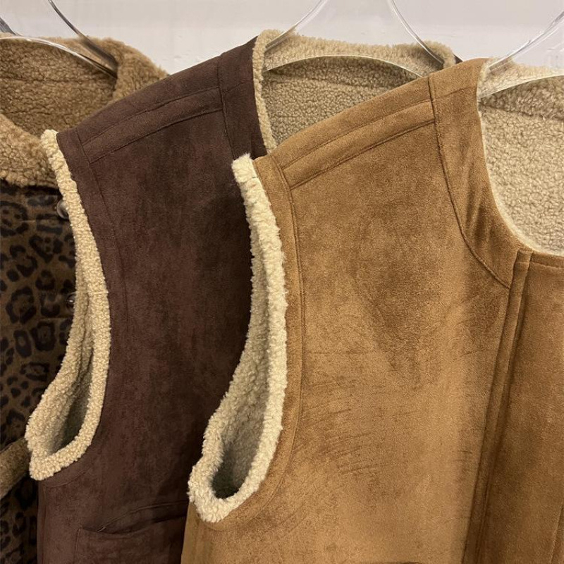 Bez rukava vesta s janjećom kožom, dvostruka, korejskog stila, kratka duljina, prednji zip, ovratnik stila sakoa, chenille tkanina s elastanom, punilo od pamuka