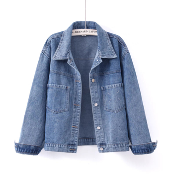 Ženska kratka traper jakna s polo ovratnikom, ležernog kroja, duge rukave, pamuk denim, duljina 50–65 cm