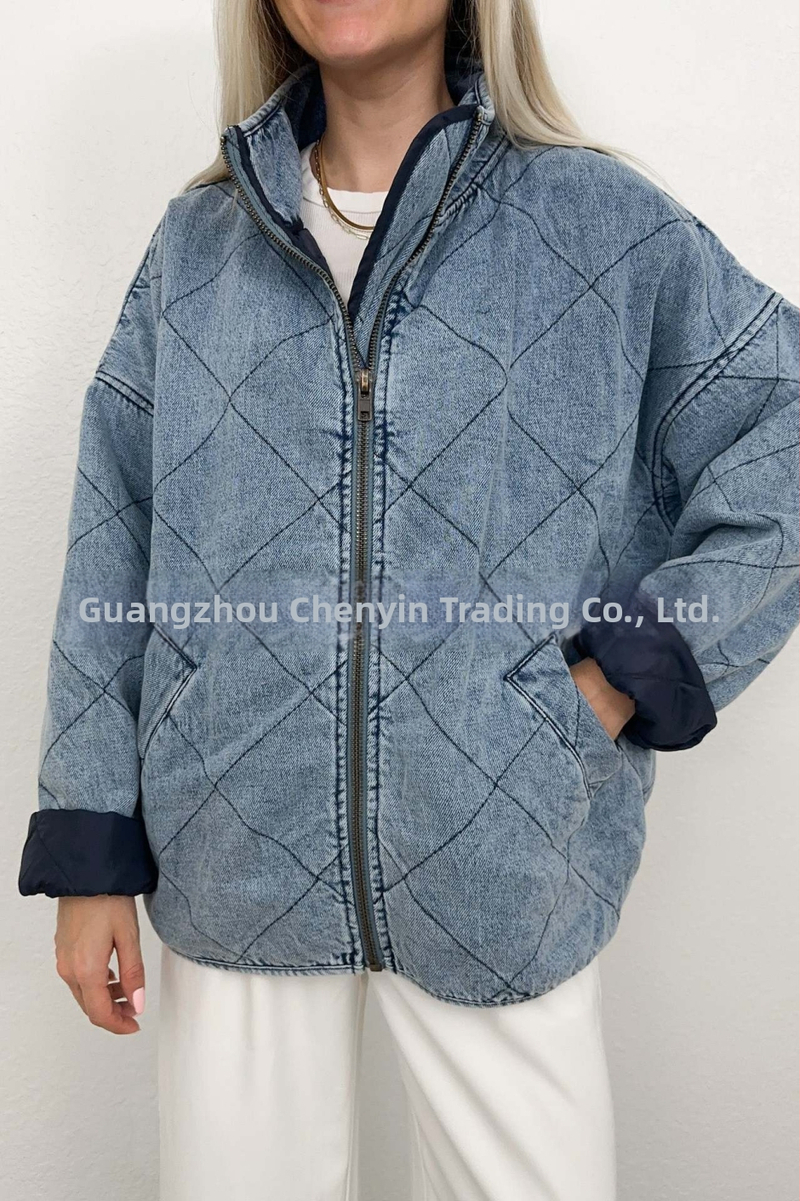Dámske džínové quiltované sako, raglanové rukávy, golier typu lapel, zips, voľný strih, stredná dĺžka