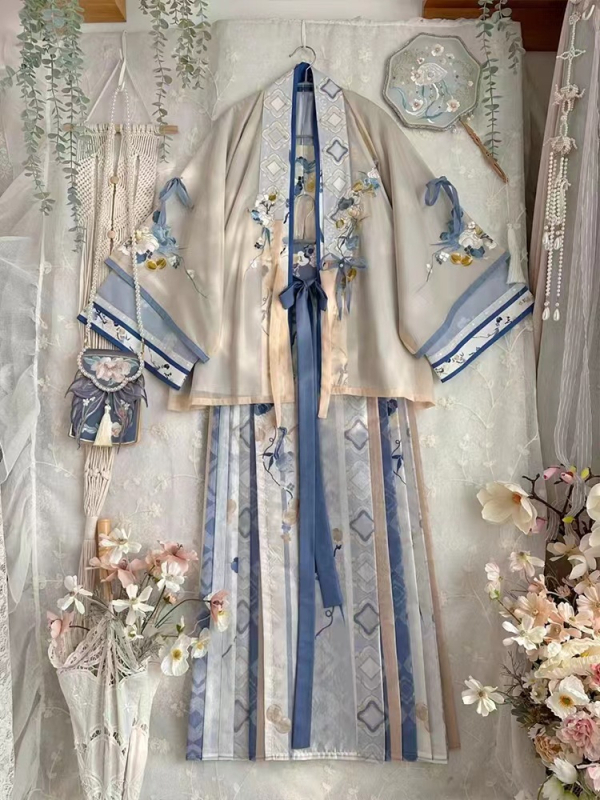 Női Hanfu ruha - tavasz-nyári kínai stílus, chiffon, hímzés, poliészter 70–80%