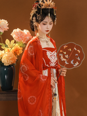 Hanfu ženski set s vyšivkom od svile i spandeksa, kineski stil obnovljen dizajn, proljeće-ljeto-jesen kolekcija