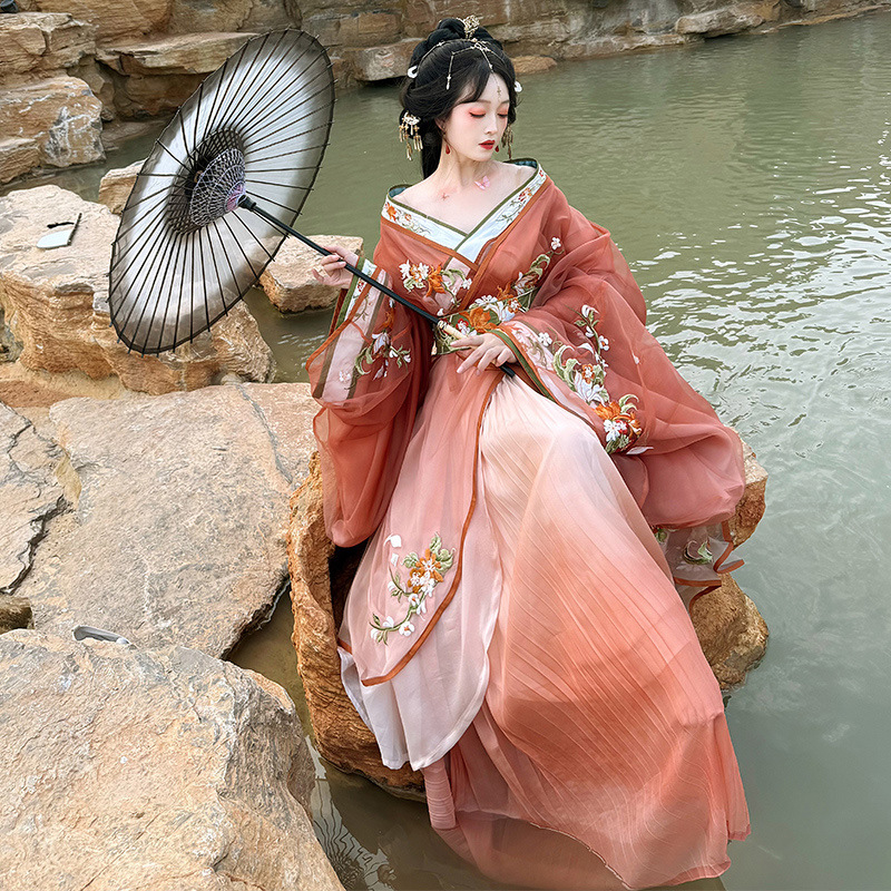 Ženska Hanfu roba s motívom granatnog plamena, drevni kineski stil, dugi rukavi, preklopni ovratnik, poliester, 90–95% poliester, bez glačanja, jesen 2024