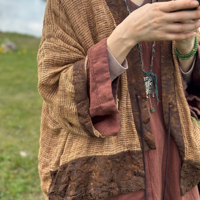 SN207 Laneni patchwork kardigan s vezicama – retro literarni stil, 95% lan, otisak i bojenje, jesen 2025
