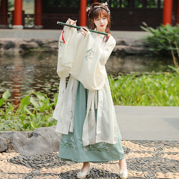 Σετ Hanfu γυναικών με φαρδιές μανίκια και μακριά φούστα στη μέση, κεντήματα; κύριο ύφασμα Vinylon 80%, επένδυση πολυεστέρας 10%, καταχωρήθηκε το 2021