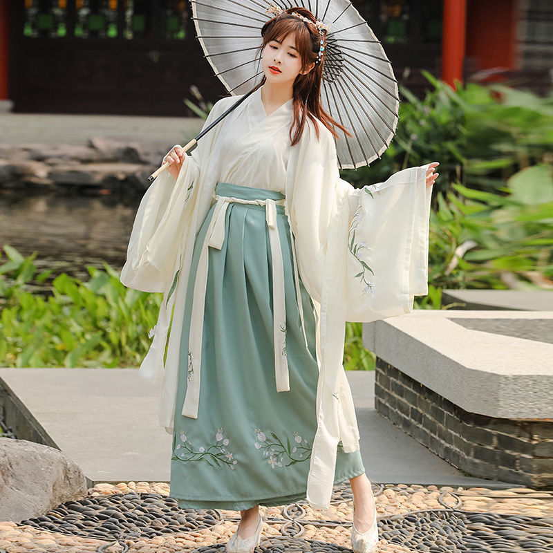 Σετ Hanfu γυναικών με φαρδιές μανίκια και μακριά φούστα στη μέση, κεντήματα; κύριο ύφασμα Vinylon 80%, επένδυση πολυεστέρας 10%, καταχωρήθηκε το 2021