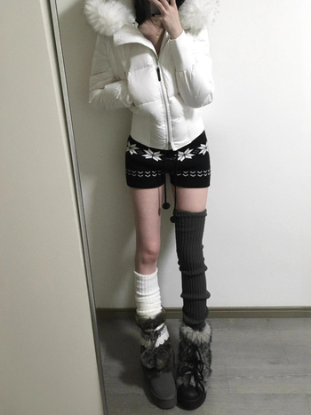 Κορεατικές γλυκό-πιπεράτες Fair Isle πλεκτές Jacquard κοντές παντελόνες για γυναίκες, υψηλή μέση, πολυεστερικό πλεκτό ύφασμα, Jacquard print, μικροελαστικότητα