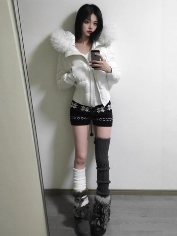 Κορεατικές γλυκό-πιπεράτες Fair Isle πλεκτές Jacquard κοντές παντελόνες για γυναίκες, υψηλή μέση, πολυεστερικό πλεκτό ύφασμα, Jacquard print, μικροελαστικότητα