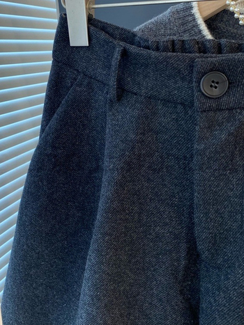 Pantaloni femei din amestec de lână, croială dreaptă, talie înaltă, lungime 5/4, stil elegant de lucru