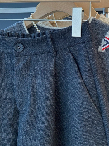 Pantaloni femei din amestec de lână, croială dreaptă, talie înaltă, lungime 5/4, stil elegant de lucru