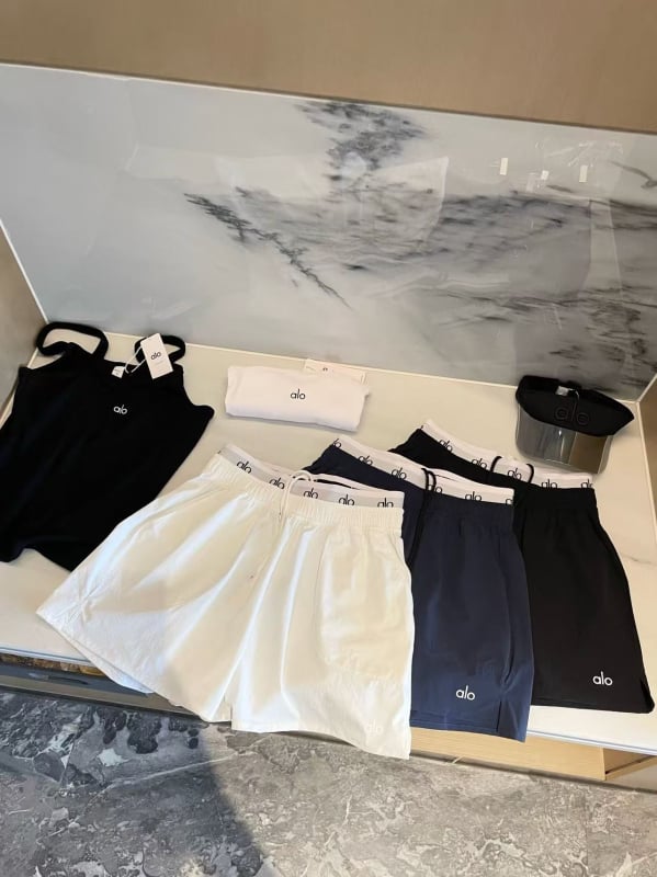 Női nylon-spandex rövidnadrág, magas derékkal, öt hosszúságú fazon, casual sport-stílus, mikroelasztikus anyag, nyár 2025