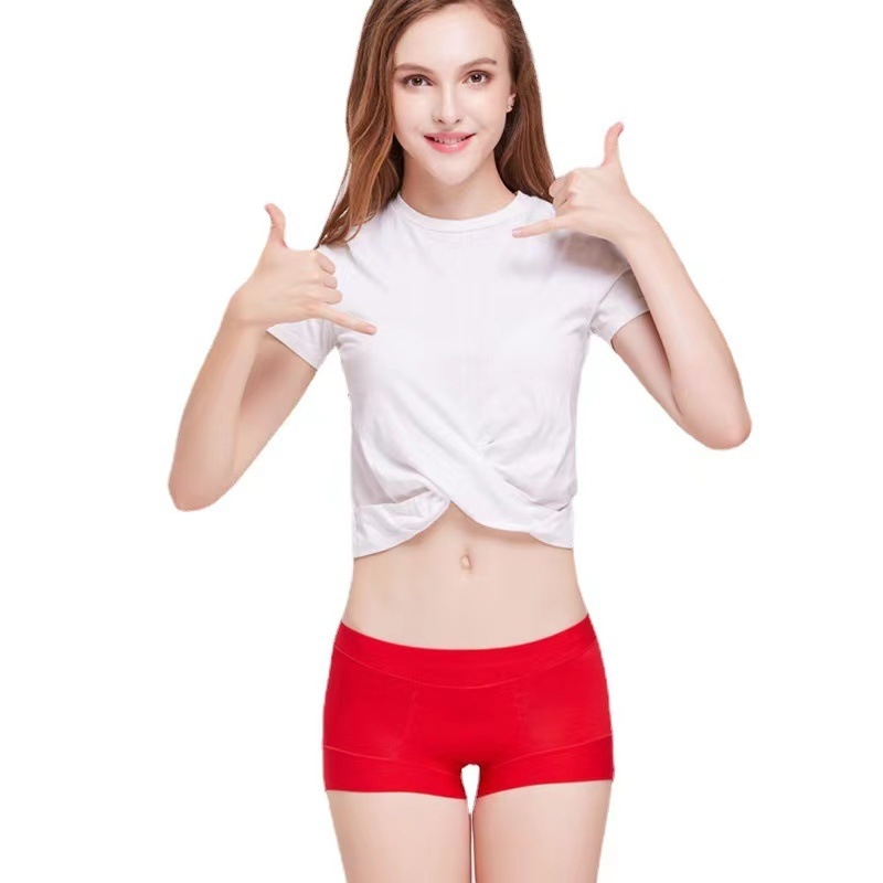 Ženske gaćice srednje visine struka od pamuka, antibakterijska podstava u području prepona od polilaktične kiseline, brzo sušenje