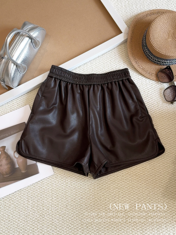 Ženske PU kožne kratke hlače s elastnim pojasom, srednja debljina, poliester materijal, jesen 2025 ležerni stil