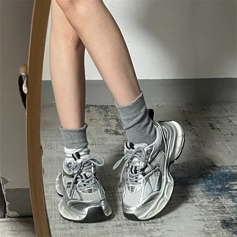 Muške tenisice dad shoes s debelim potplatom za povećanje visine | Gornji dio od sintetičke kože, mrežasti unutarnji dio, protuklizna potplata injekcijskim oblikovanjem