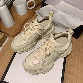 Ženske tenisice dad, korejskog stila, gornji dio od kože goveđeg tipa, debela platforma za povećanje visine, gumeni potplat, niski vrh, slip-on