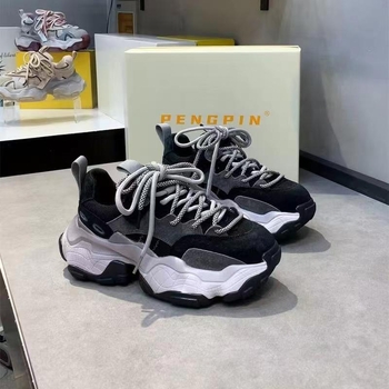 Huishi Orange дамски спортно-ежедневни обувки с повишаване на височината, с връзки, кръгъл нос и гумена подметка.