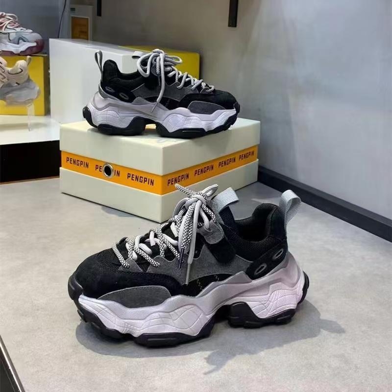 Huishi Orange дамски спортно-ежедневни обувки с повишаване на височината, с връзки, кръгъл нос и гумена подметка.