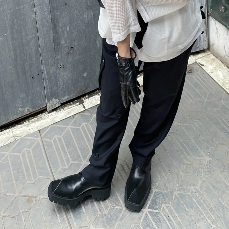 Unisex mikrošķiedras Derby kurpes ar asu purnu, muffin papēdis, papēža augstums 3–5 cm, šņorēšana